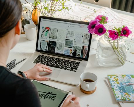 online-posao-laptop-sto-cvece online-posao-laptop-sto-cvece