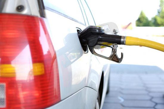 auto-sipanje-goriva auto-sipanje-goriva