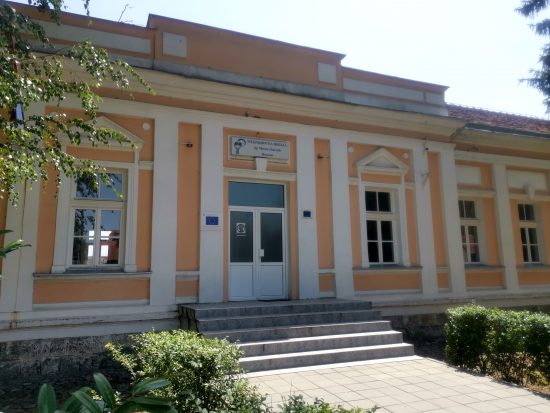 Medicinska-skola-1-550x413