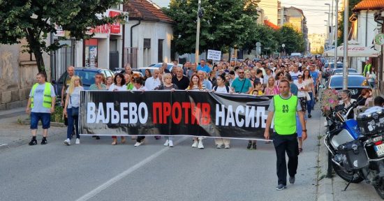 Protest-Valjevo-protiv-nasilja-4-1024x536