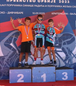 IMG-631e3405119bcd393c54d55b86608e58-V