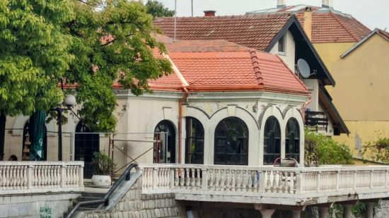 Objekat-nekadasnje-Valjevske-banke-kod-Belog-mosta-Valjevo-1-1024x576 Objekat-nekadasnje-Valjevske-banke-kod-Belog-mosta-Valjevo-1-1024x576