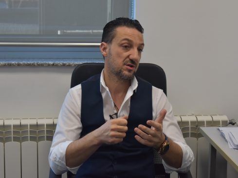 Dr Milan Mirkovic Dr Milan Mirkovic