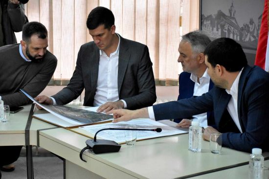 Ministar sporta u radnoj poseti Valjevu 3 Ministar sporta u radnoj poseti Valjevu 3
