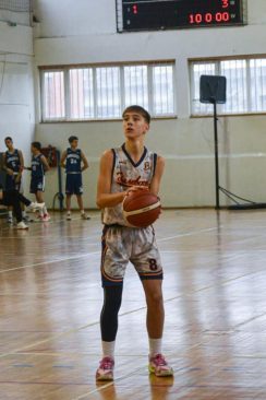 Nikola Veselić